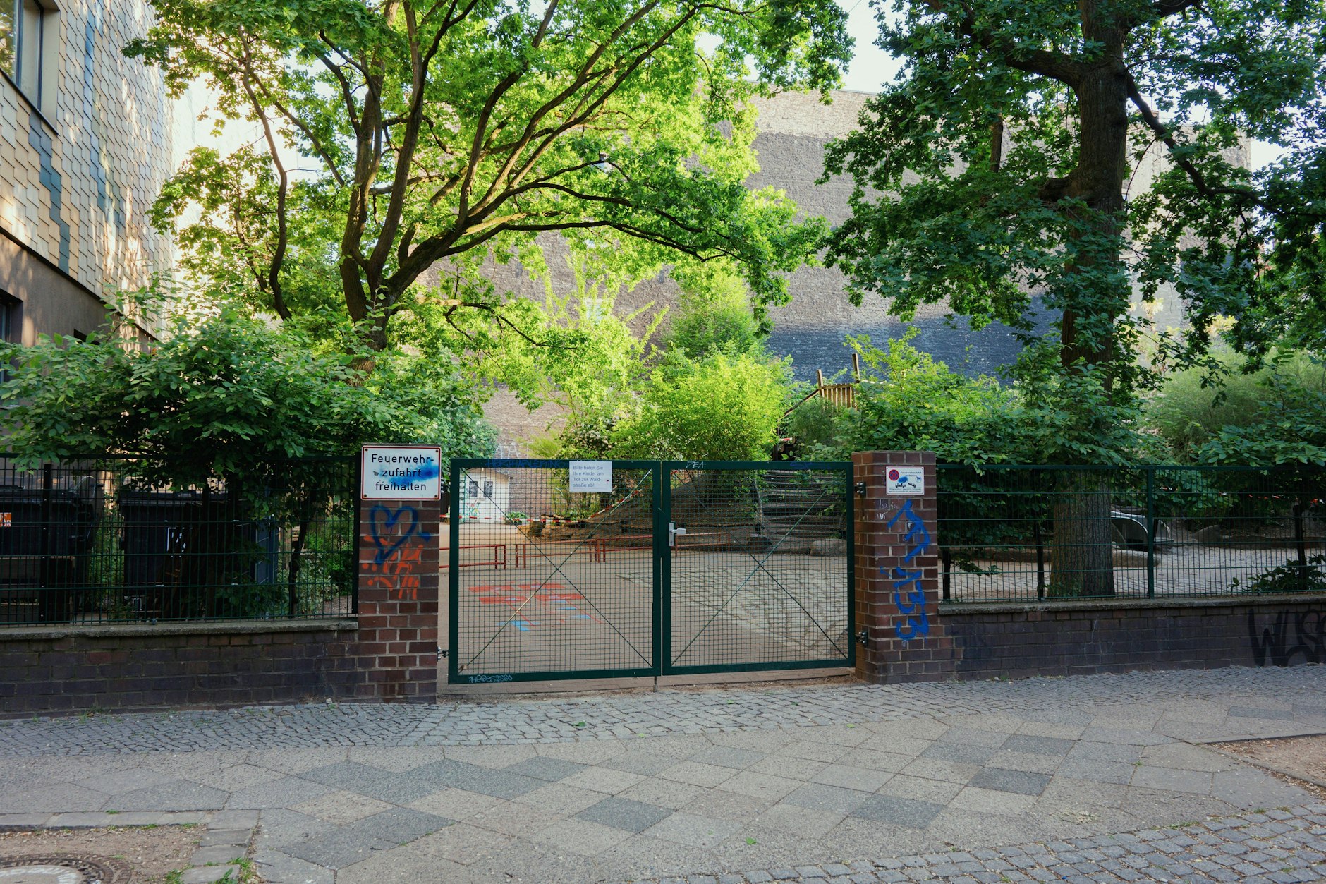 Eingang der Carl-Bolle-Schule in Berlin-Moabit