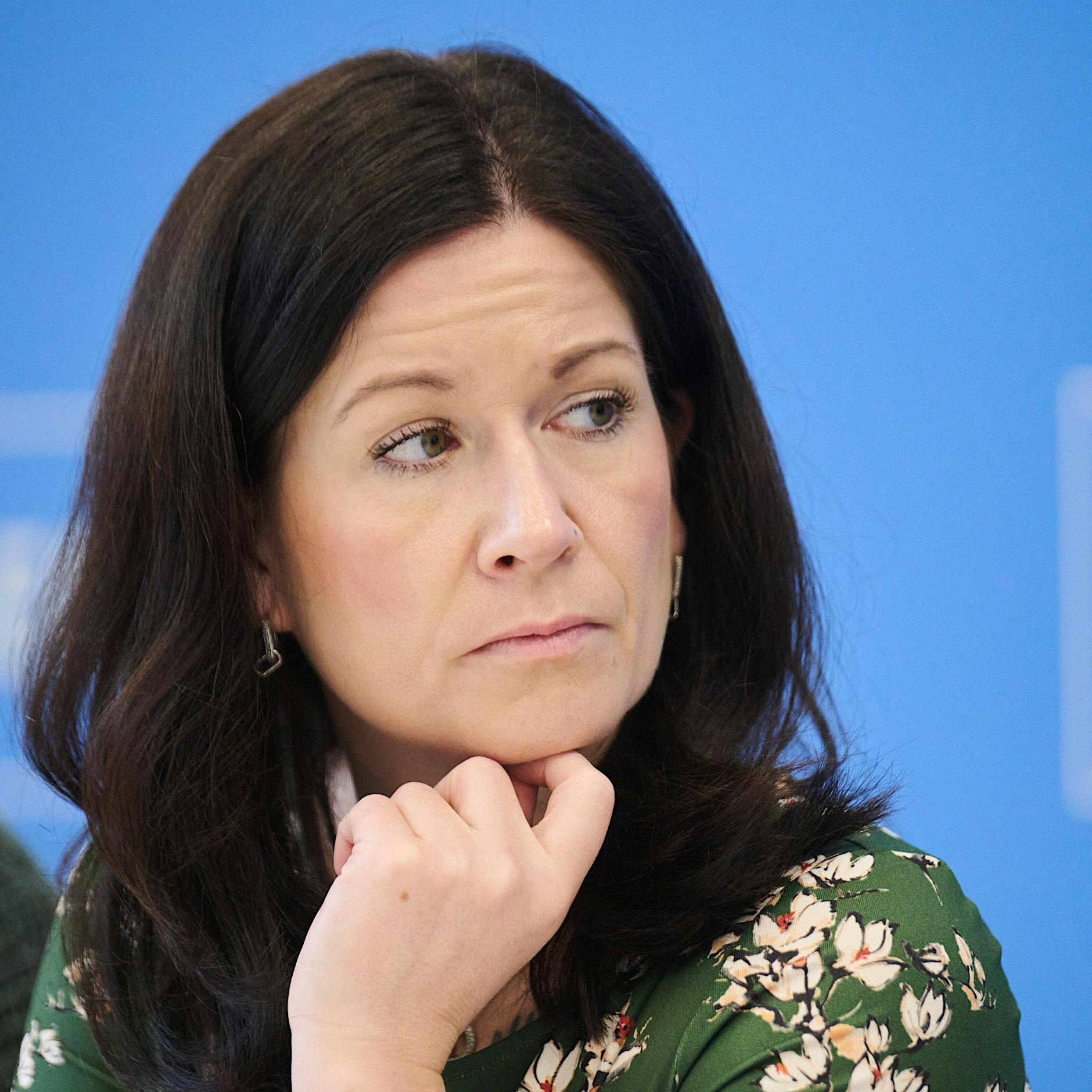 Frage an die Bildungssenatorin: Wo sind die Millionen hin, Frau Günther-Wünsch?