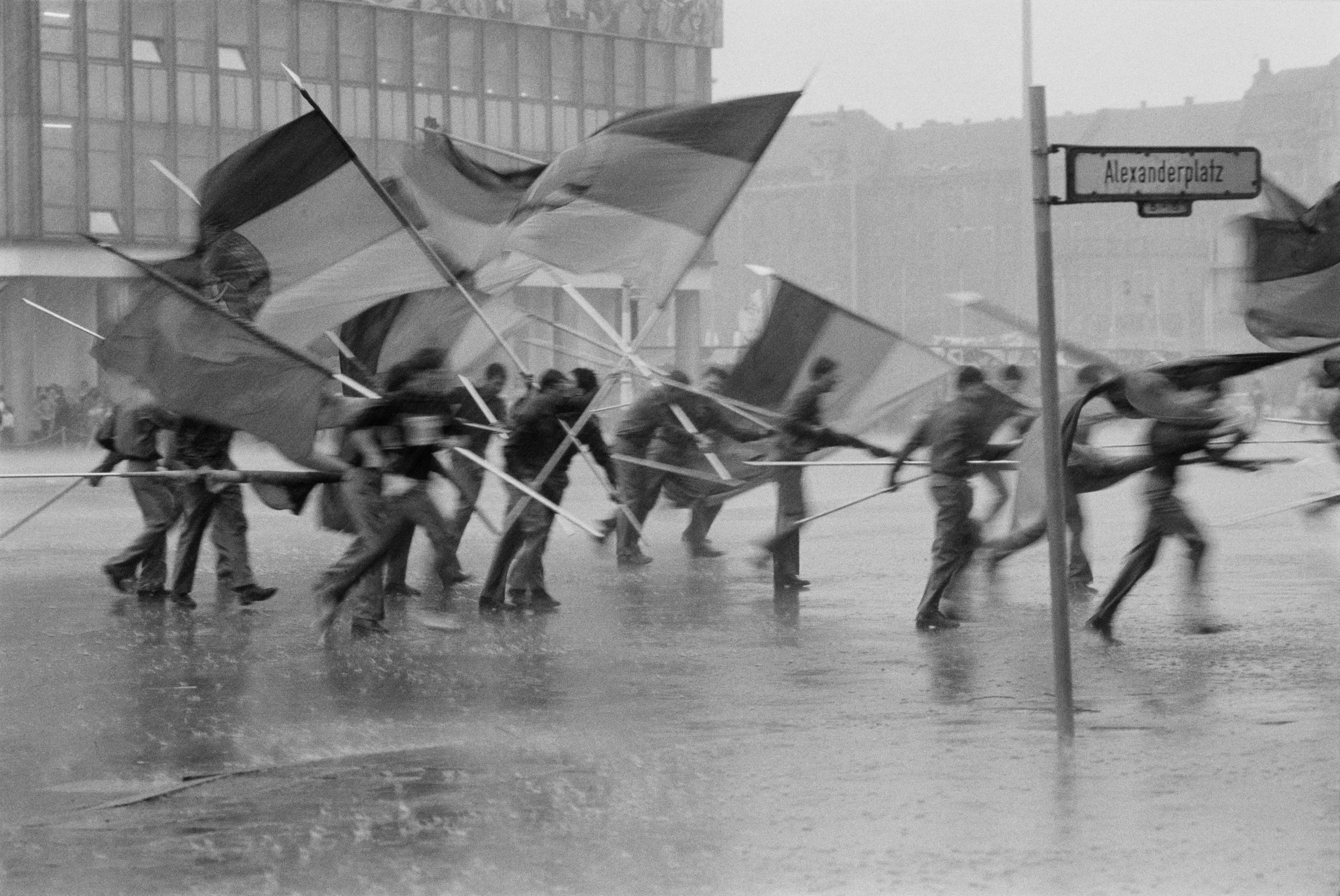 Der am intensivsten überwachte Fotograf der DDR: Eine Begegnung mit Harald Hauswald