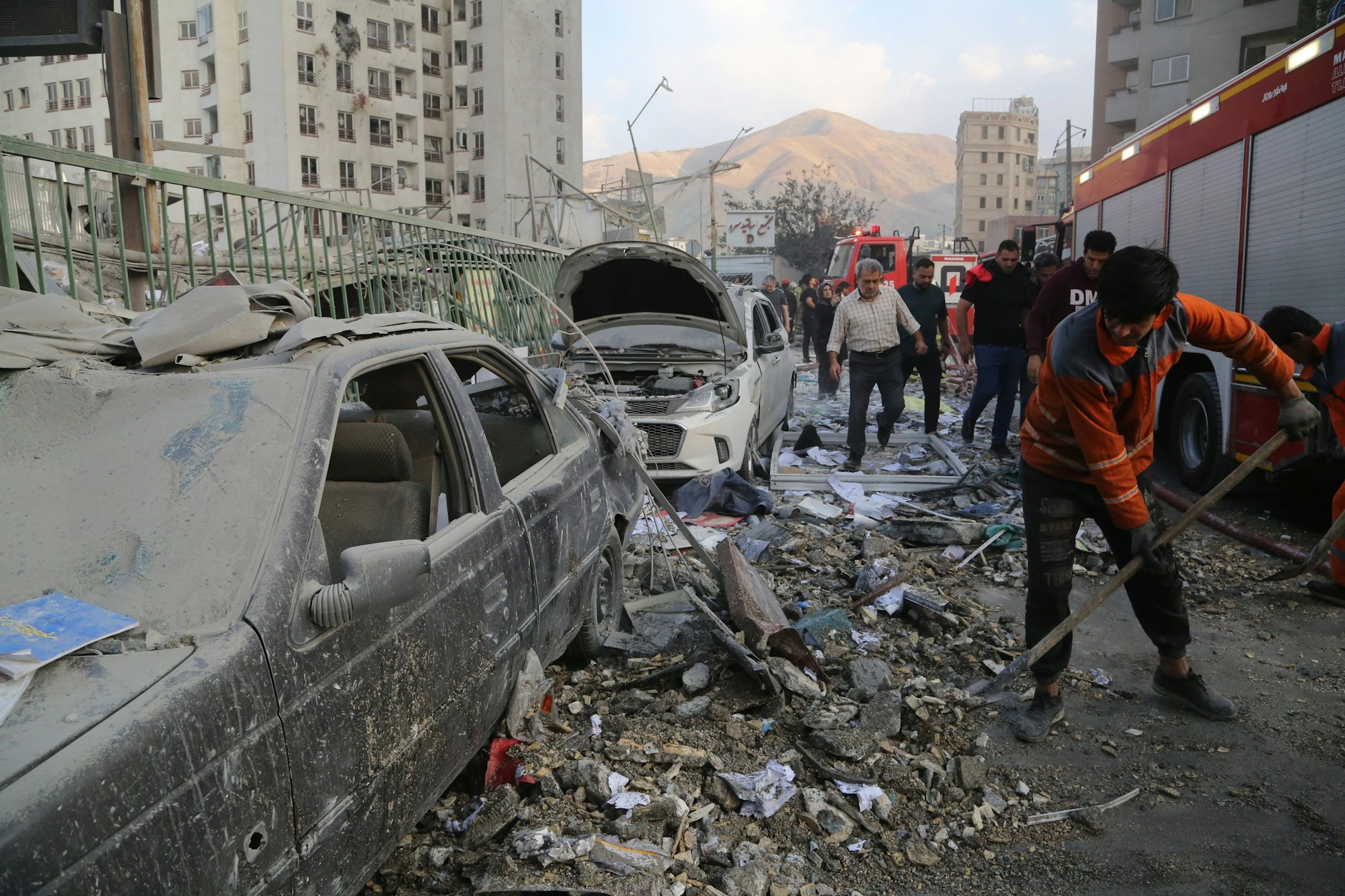 Zerstörung in Teheran nach israelischen Luftangriffen