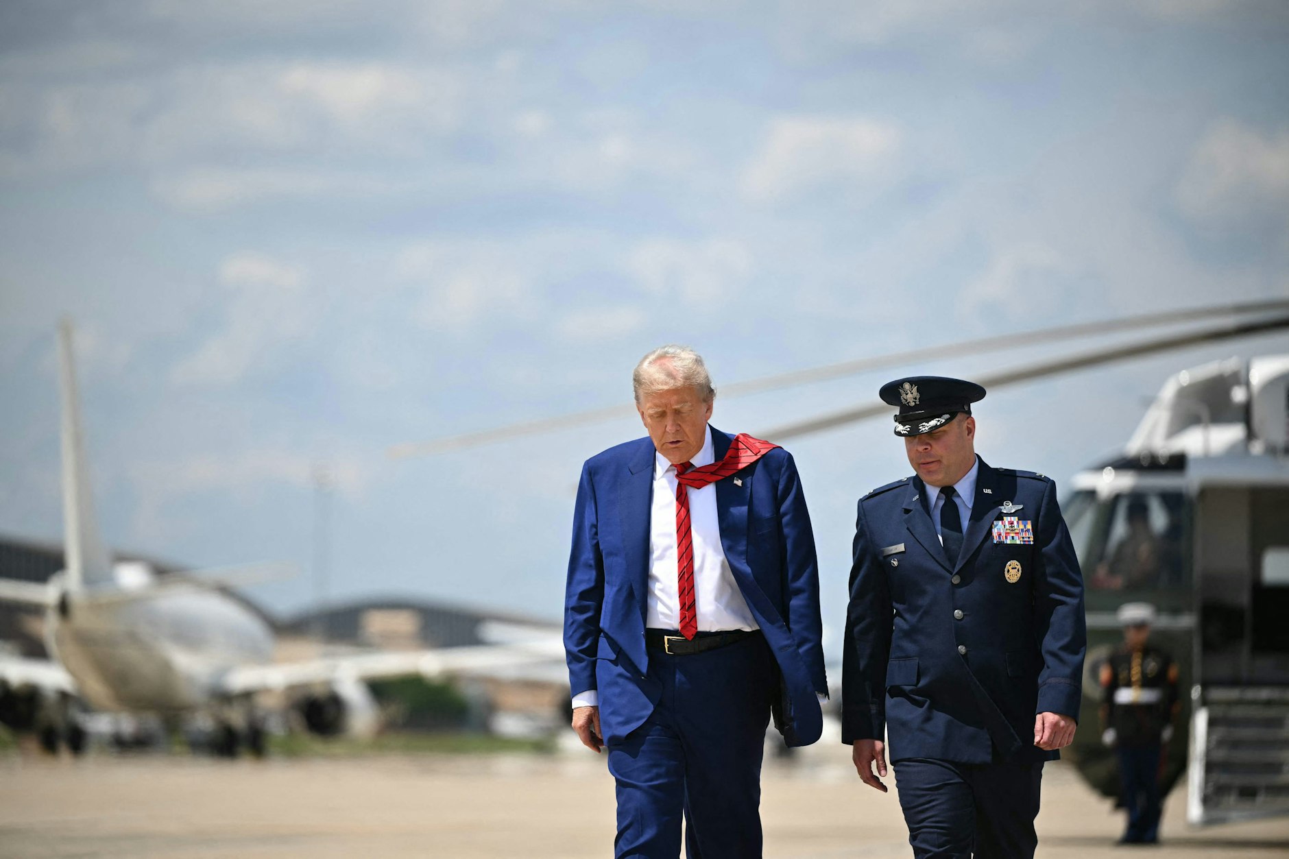 Donald Trump ist ein großer Freund des Militärs - solange es gewinnt.