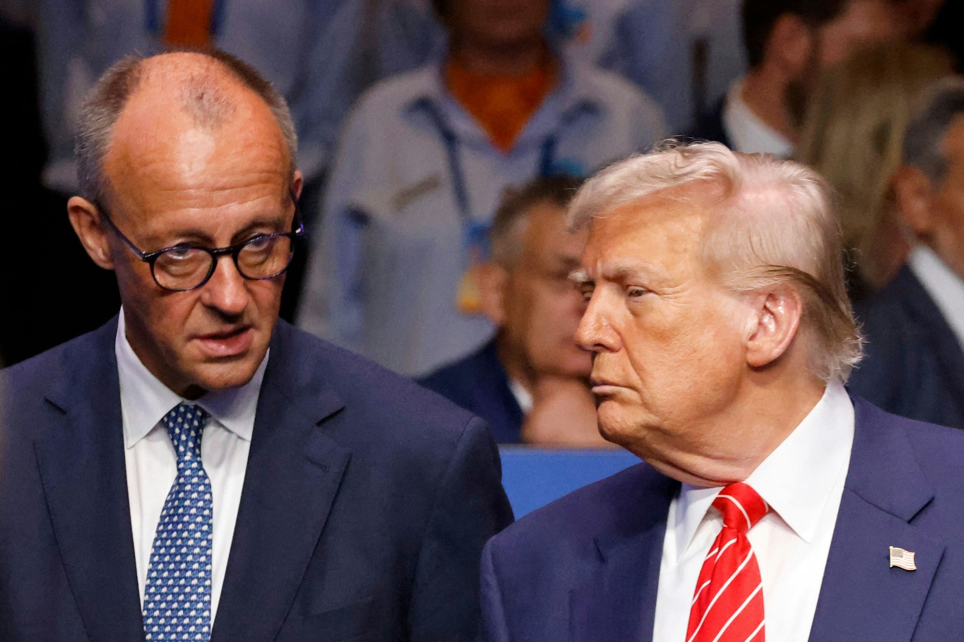 Bundeskanzler Friedrich Merz (l.) und US-Präsident Donald Trump auf dem Nato-Gipfel am vergangenen Dienstag in Den Haag.