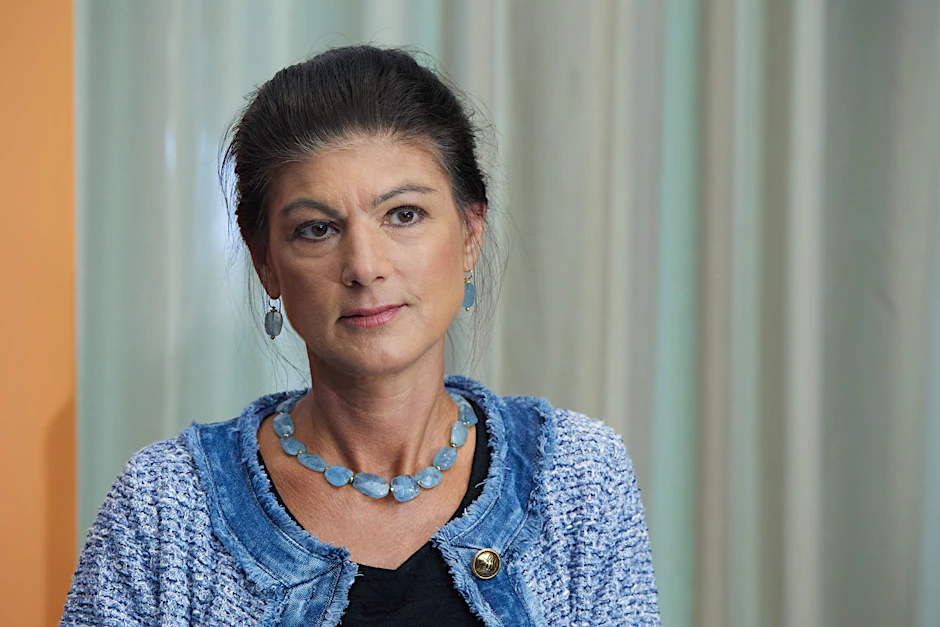 Sahra Wagenknecht (BSW) lobt die Reisen von Matthias Platzeck nach Russland.