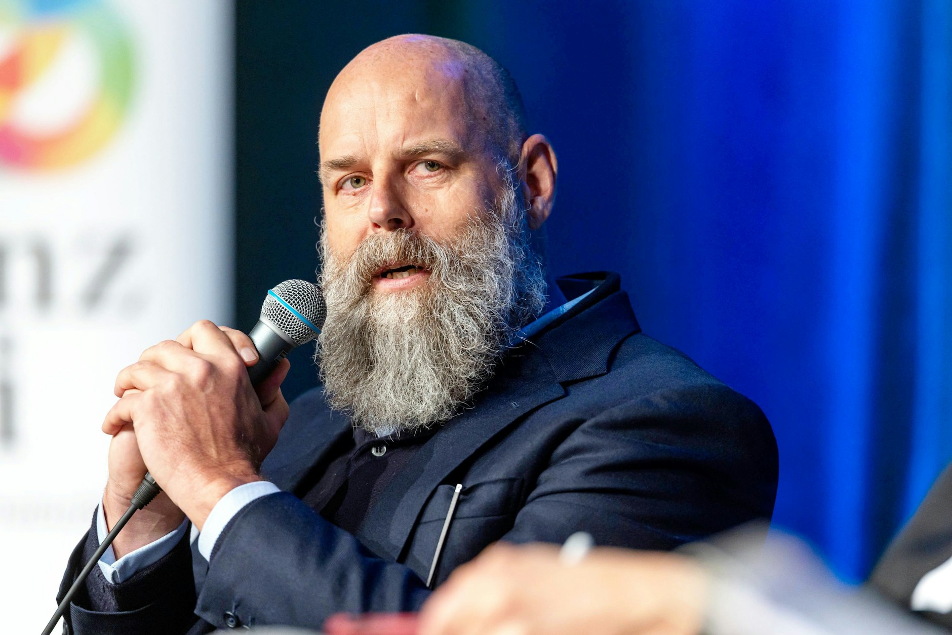 Podiumsgespräch zur Rolle der Medien mit Holger Friedrich in Zella-Mehlis (Thüringen).