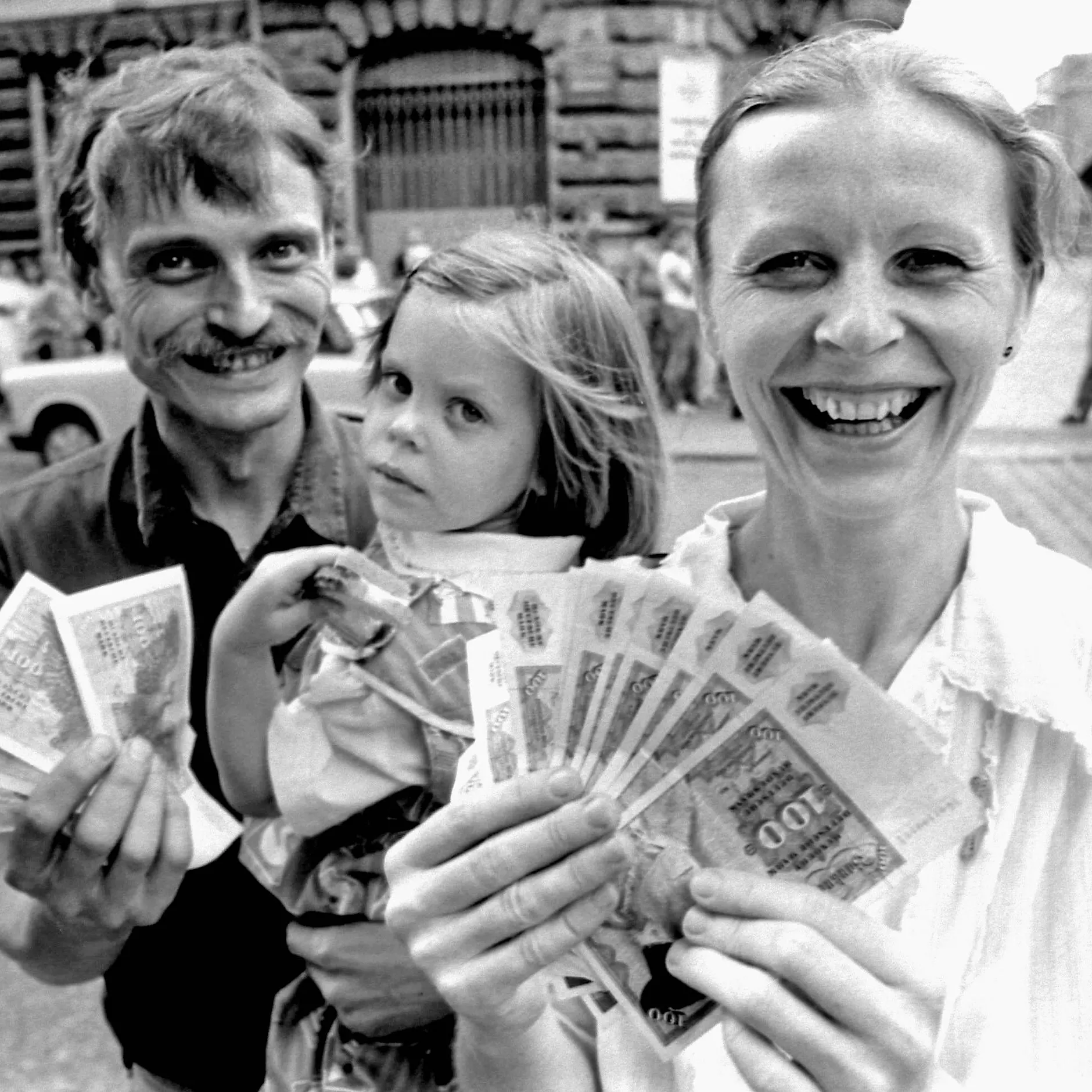 Geheimnisse der DDR: Wohin verschwand nach der Wende das ganze Geld?