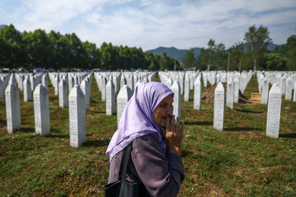 Srebrenica – 30 Jahre nach dem Genozid: Ein Ort, um den sich niemand kümmern mag