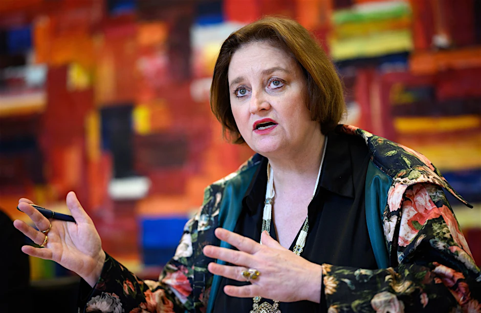 Gesundheitssenatorin Ina Czyborra will Berlins Pflege fit für die Zukunft machen.