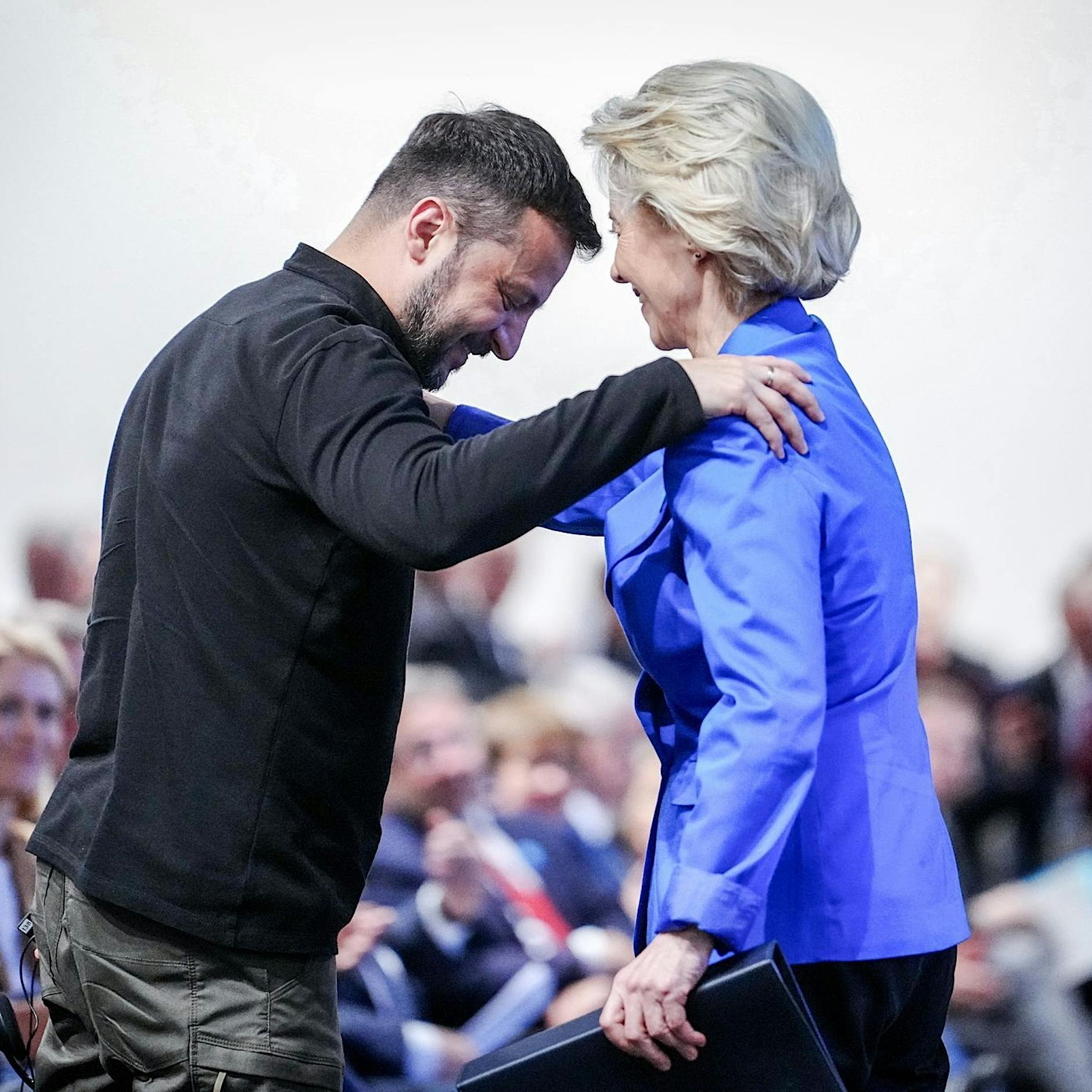 Interview mit Günter Verheugen zur Ukraine-Wiederaufbaukonferenz: „Das ist Heuchelei“