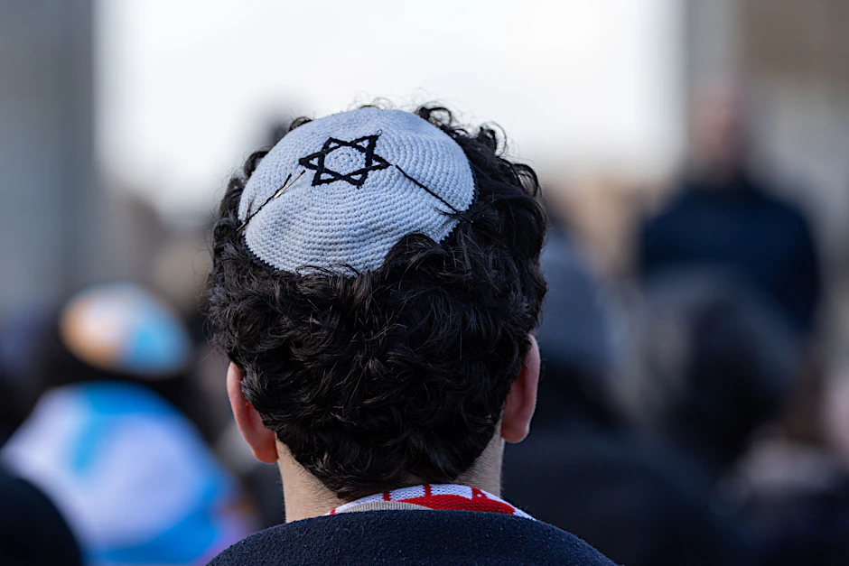Im Jahr 2024 sind 756 Verfahren mit antisemitischem Hintergrund in Berlin eingegangen.