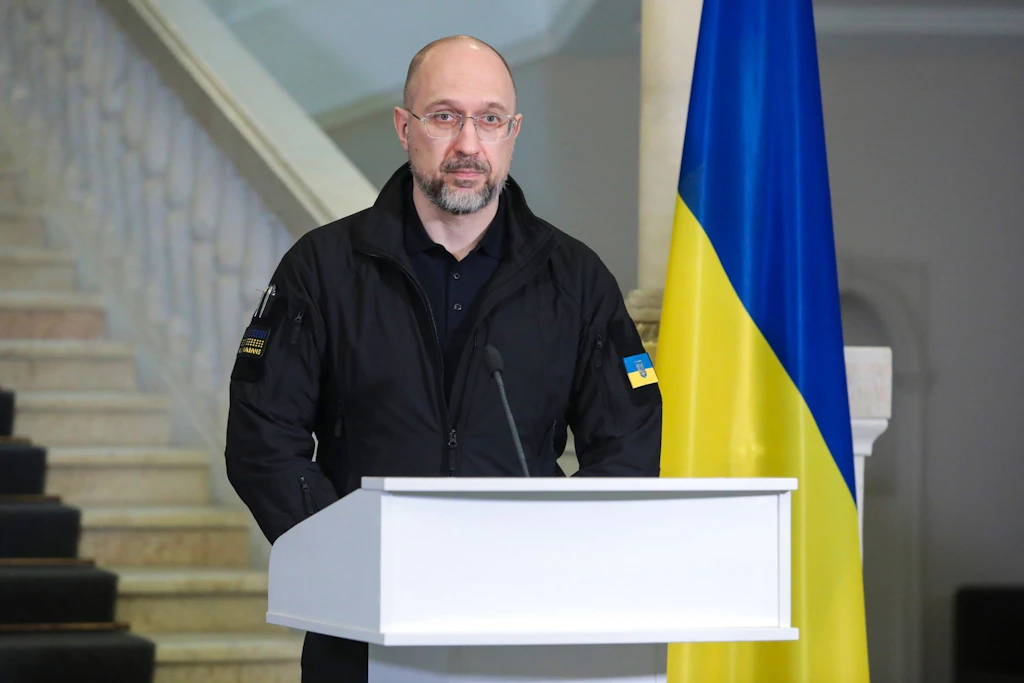 Ukraine fordert eine Billion Dollar und EU-Hilfen fürs Defizit