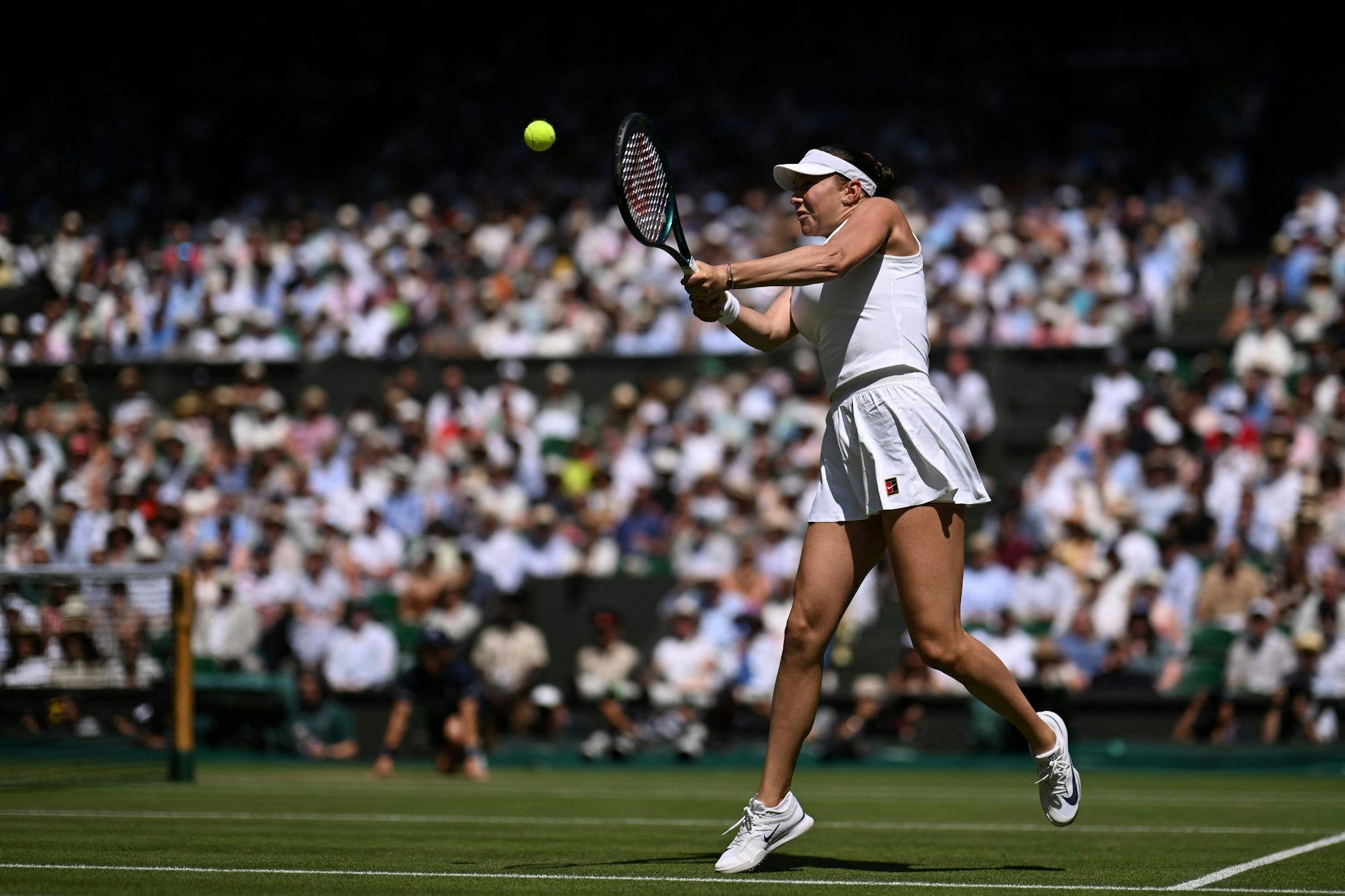Die Amerikanerin Amanda Anisimova muss im Wimbledon-Halbfinale gegen die Topfavoritin Aryna Sabalenka ran.