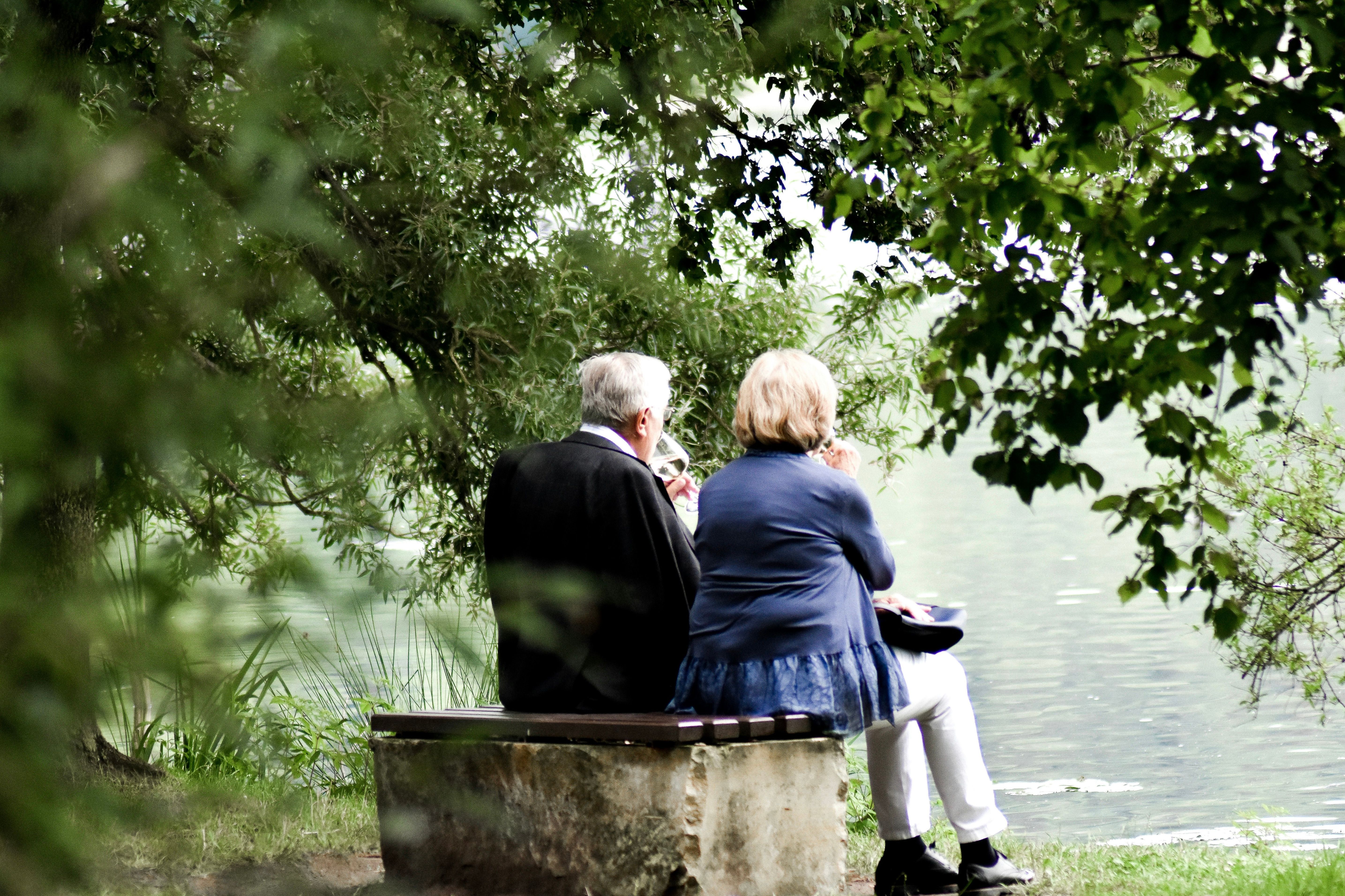 „Wer hält ihre Hand, wenn sie gehen?“: Warum ich ehrenamtlich Sterbende begleite