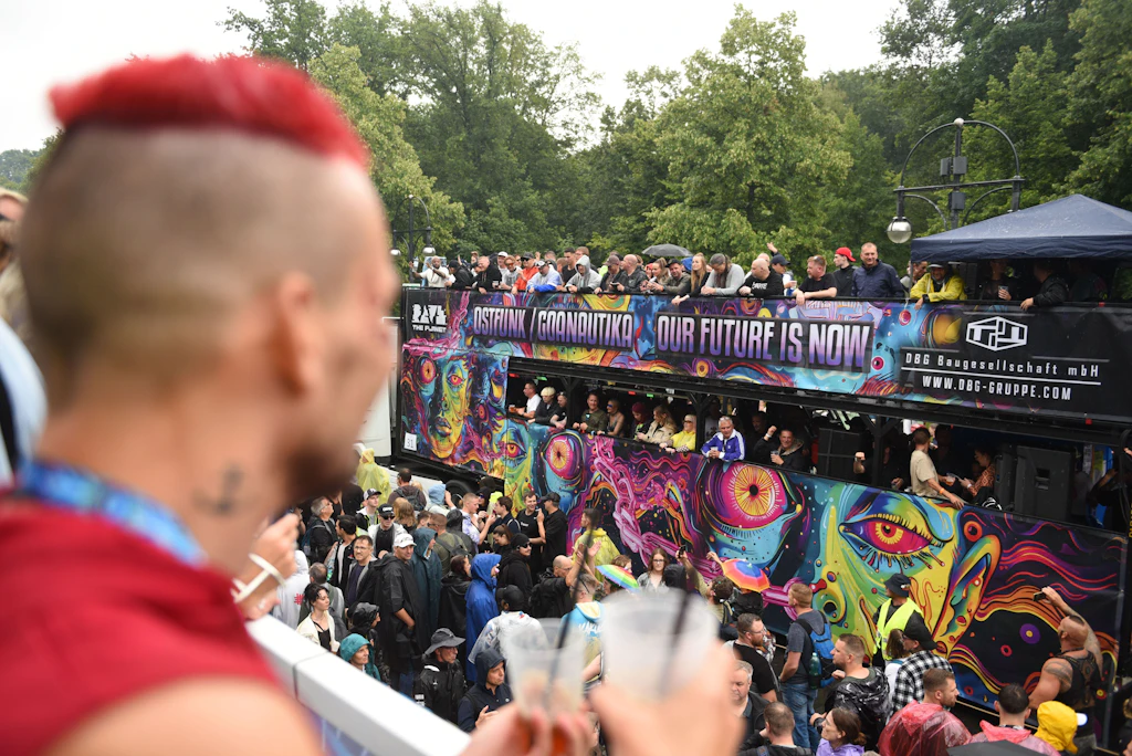 Rave the Planet: Dutzende Verletzte, zwei Personen in Lebensgefahr