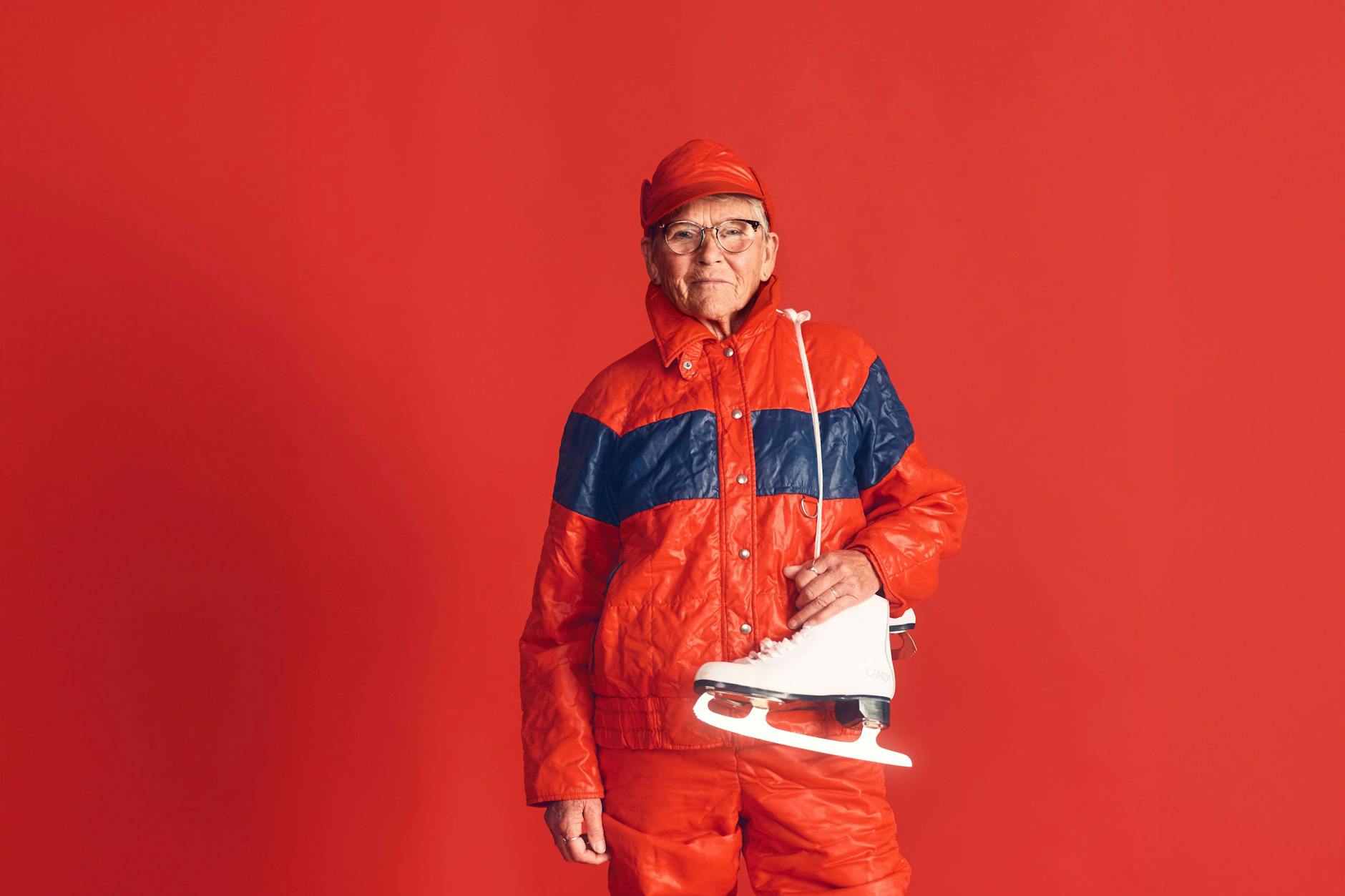 Monika List hat vom ersten bis zum letzten Tag im SEZ gearbeitet, 21 Jahre lang. Ihre Arbeitskleidung passt ihr noch heute.