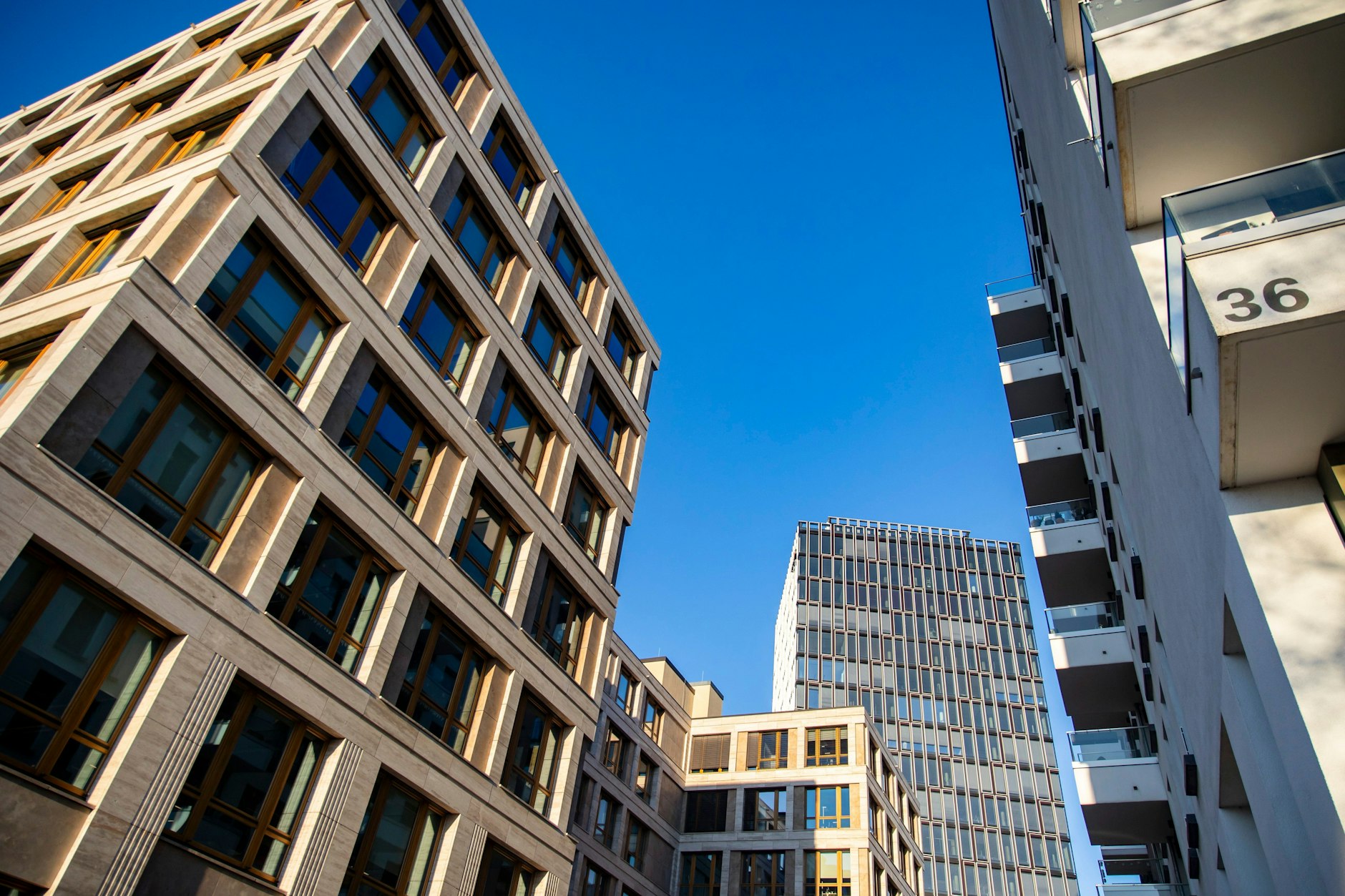 Wohnen, aber nicht zur Miete: ein Komplex am Rummelsburger Platz Ecke Am Postbahnhof in Berlin am 9. Januar 2024.