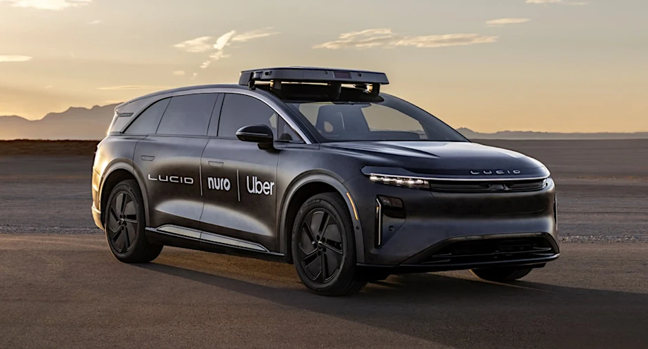 Der E-Auto-Hersteller Lucid steigt bei Uber ins Robotaxi-Geschäft ein.