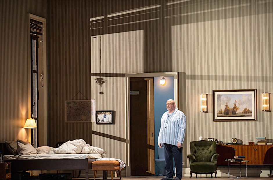 Peter Rose als Sir Morosus in „Die schweigsame Frau“