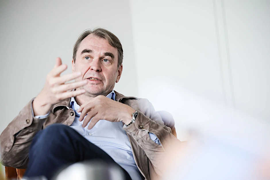 Grübelt mit seiner Redaktion über die AfD und die Ostdeutschen nach: der Spiegel-Chefredakteur Dirk Kurbjuweit