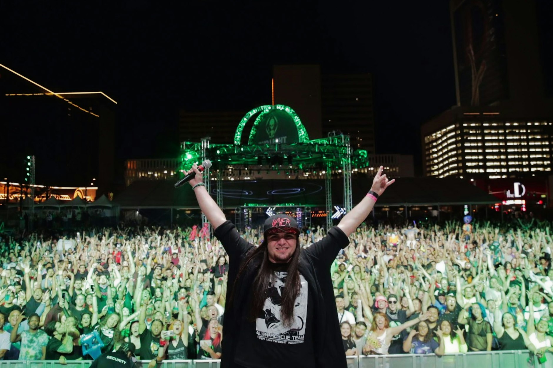 Matty Roberts in „Trainwreck: Der Sturm auf Area 51“.