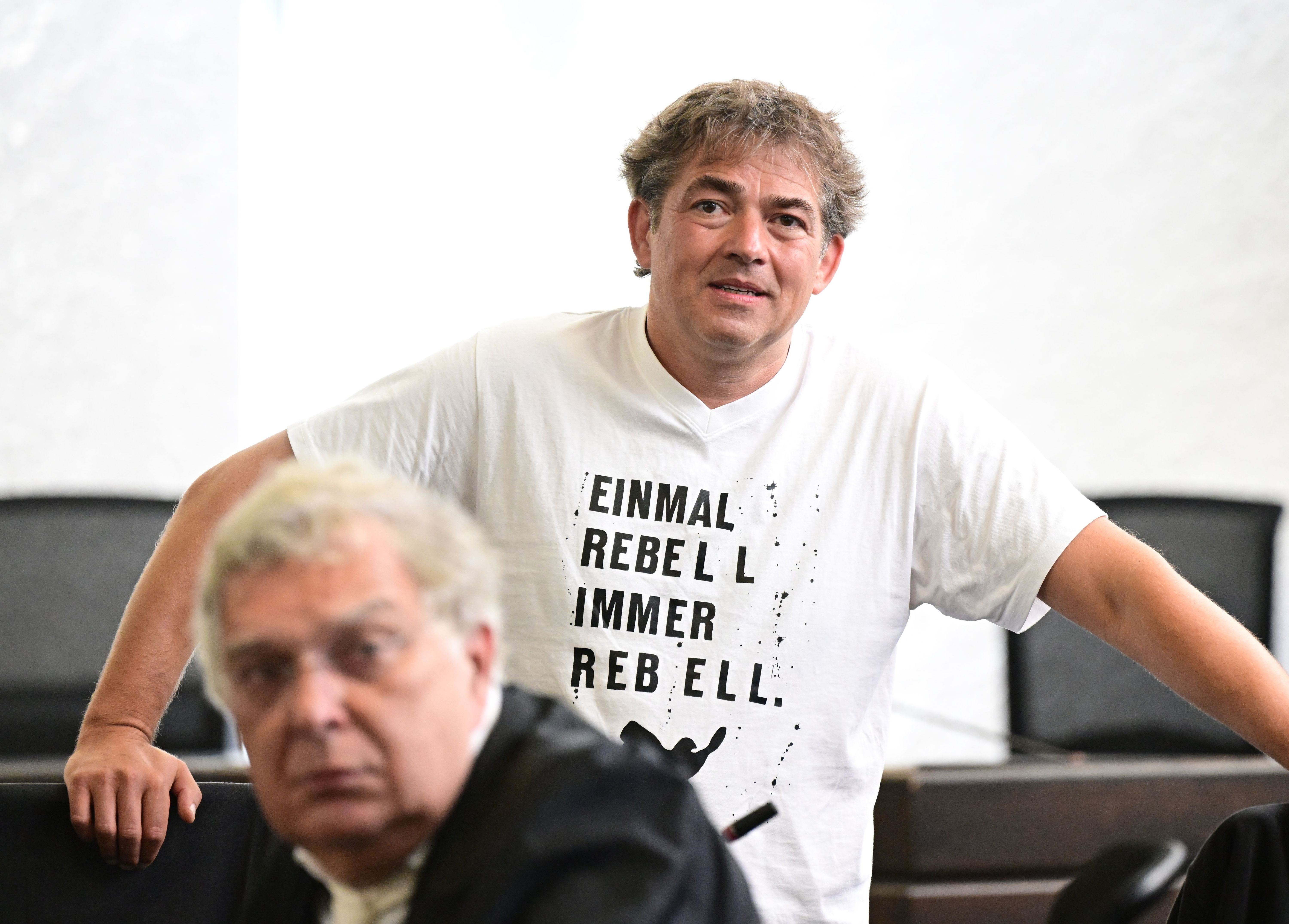 Ballweg-Prozess: Der Freispruch (minus 19,53 Euro) ist für den Staat eine riesengroße Peinlichkeit