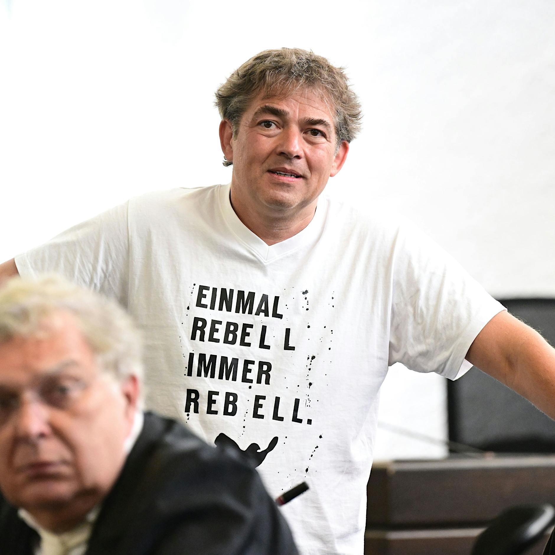 Ballweg-Prozess: Der Freispruch (minus 19,53 Euro) ist für den Staat eine riesengroße Peinlichkeit