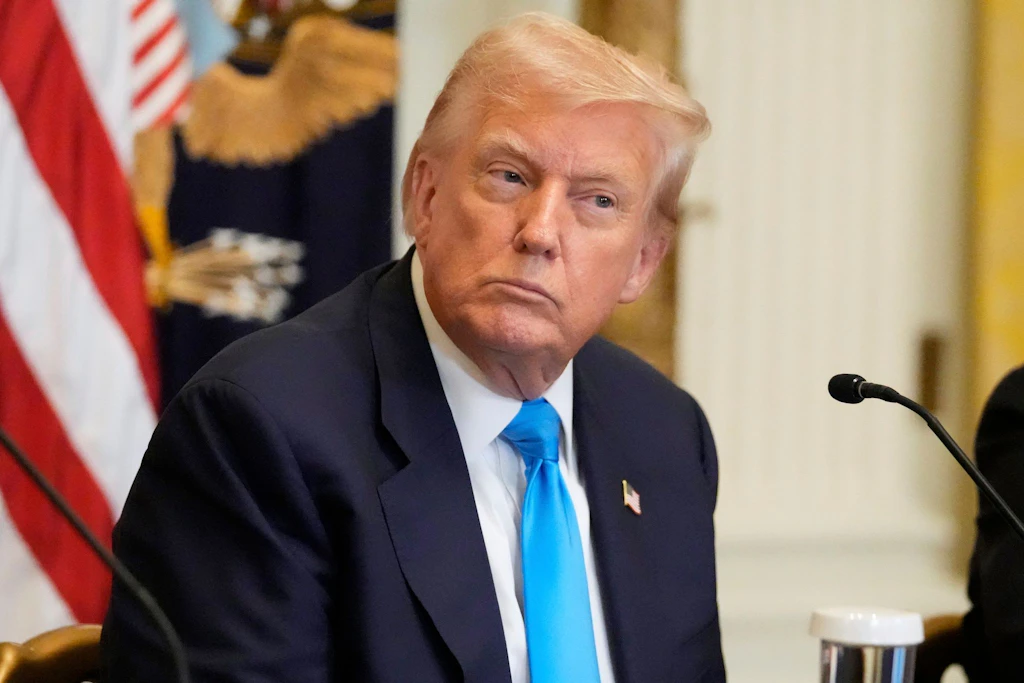Trump entfacht Handelskonflikt neu: Zölle auf Rekordhoch, neue Wirtschaftsordnung geplant