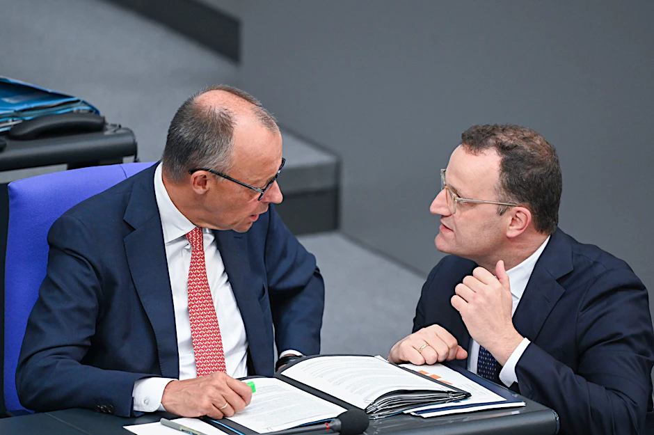 Bundeskanzler Friedrich Merz und Unions-Fraktionschef Jens Spahn
