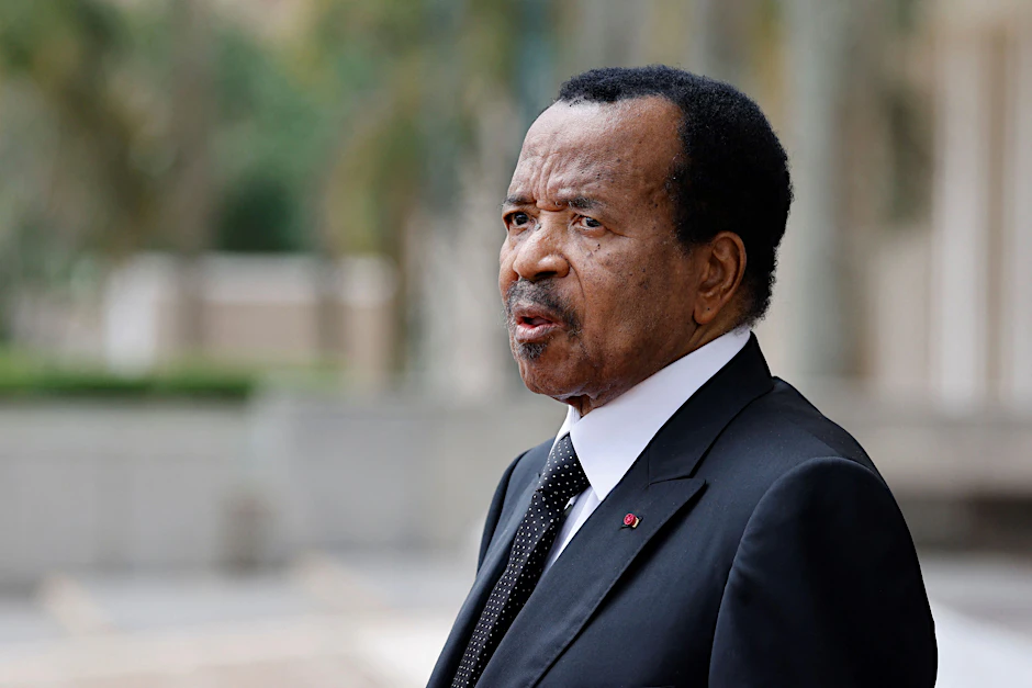 Paul Biya am Präsidentenpalast in Jaunde, 2022