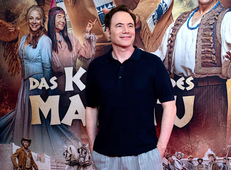 „Die&nbsp;Situation muss sich mal wieder ein bisschen auspendeln“, so der Regisseur Michael Bully Herbig zur erwarteten Kontroverse um seinen neuen Film „Das Kanu des Manitu“.