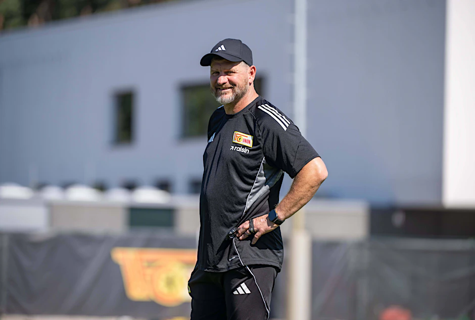 Steffen Baumgart blickt dem Pflichtspielstart des 1. FC Union Berlin trotz mäßiger Vorbereitung mit Euphorie entgegen.