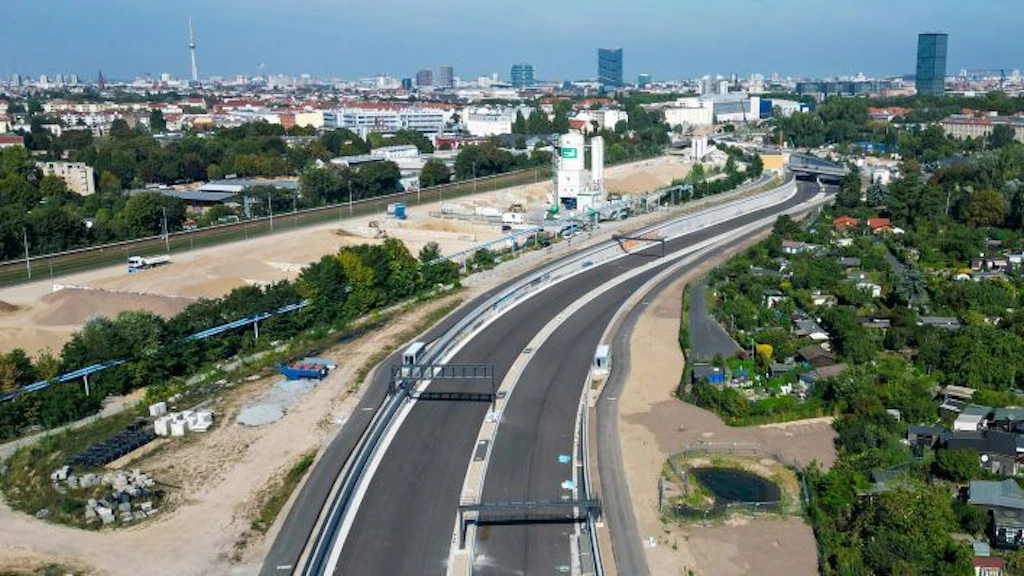 Die neue Autobahn für Berlin: Wann die A100 von Neukölln nach Treptow eröffnet wird