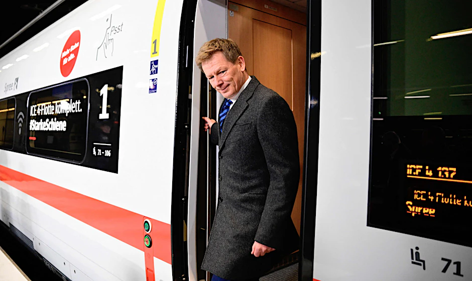 Nach Lutz’ Rauswurf – Ökonom Höfgen fordert: Bahn zurück zur Bundesbahn!