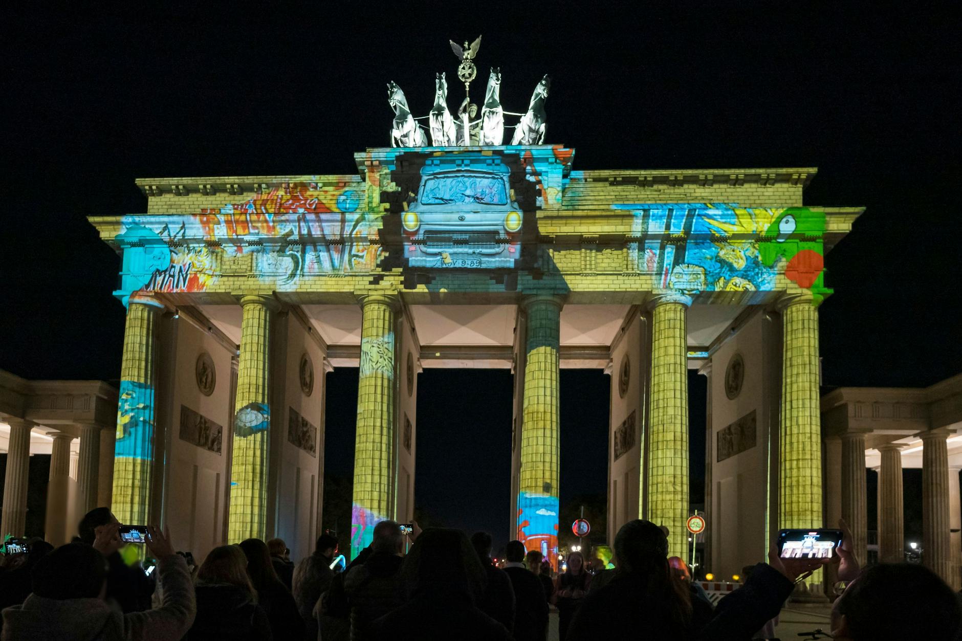 Das Brandenburger Tor: ein eleganter Ort, durch den Berlin seine Seele zeigt – oder völlig überhyped?