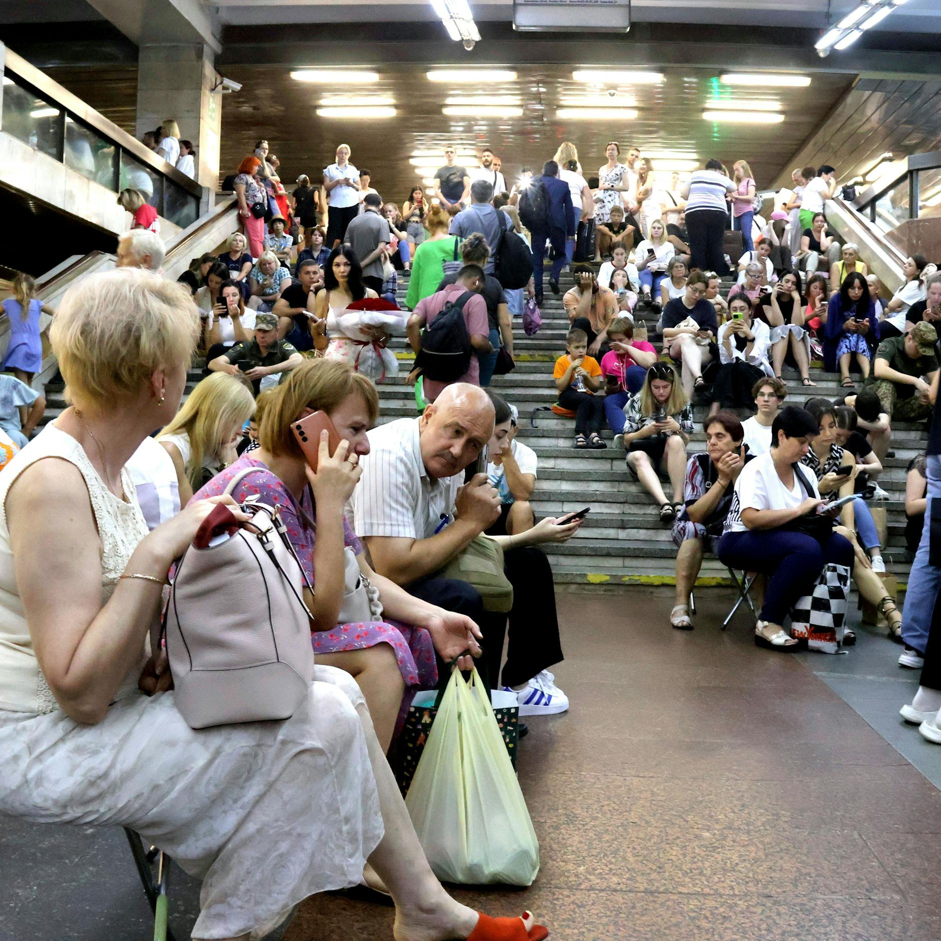 Image - Wie ich den Luftalarm aus Kiew in eine Weinbar im Neuköllner Schillerkiez brachte