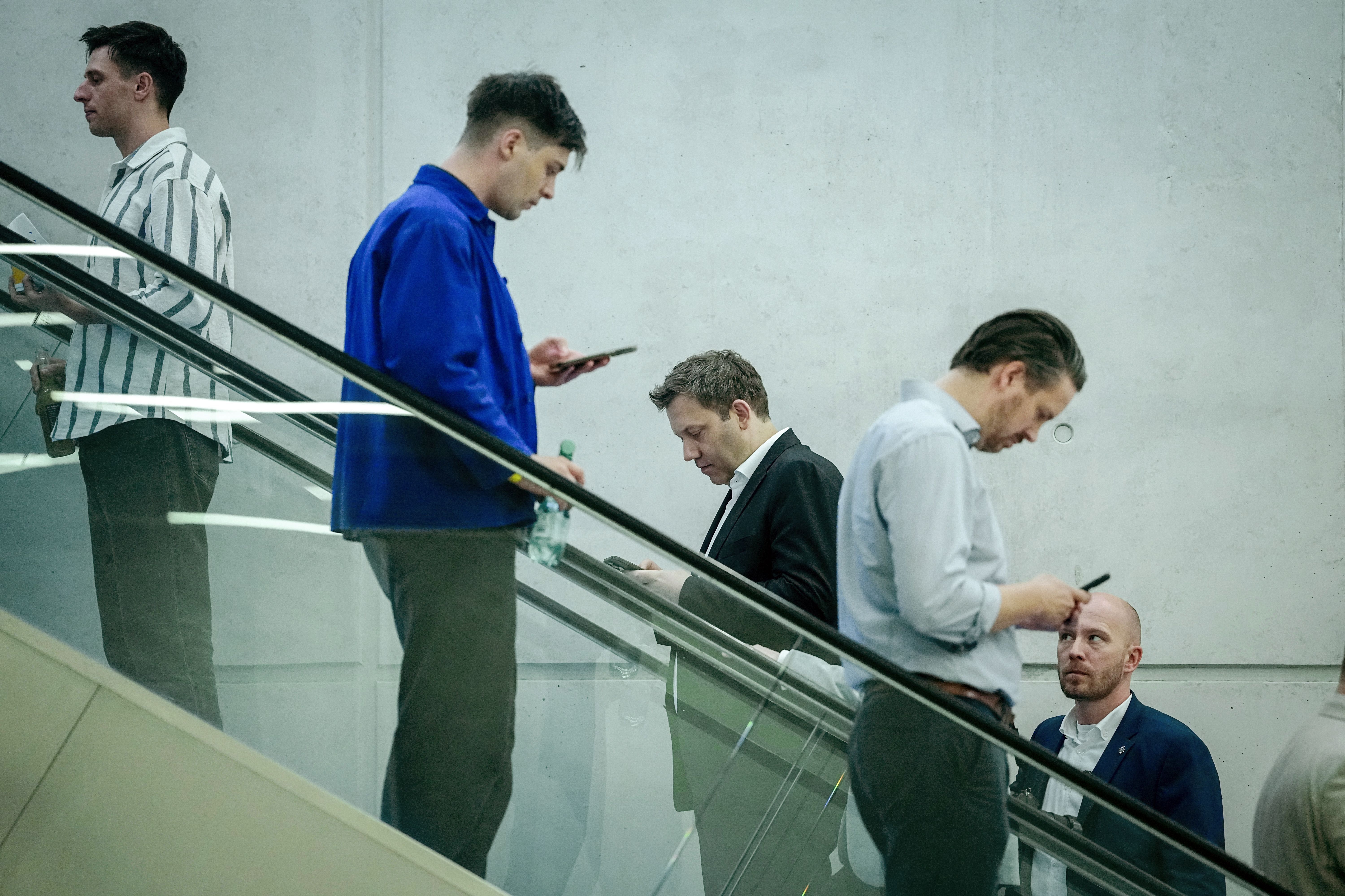 BLZ-Umfrage überrascht: Ostdeutsche vertrauen ÖRR mehr als Westdeutsche