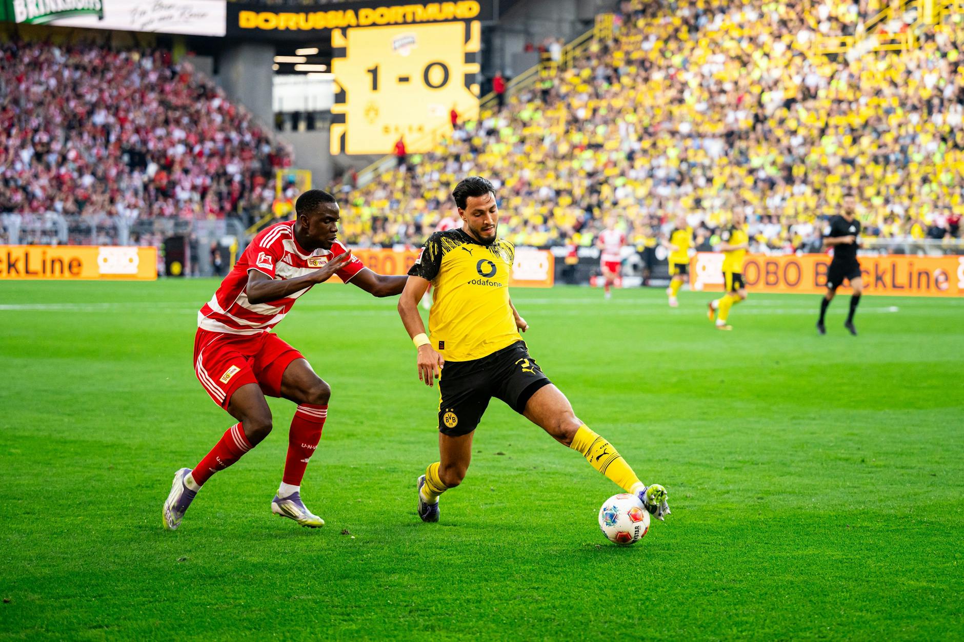 Für Ilyas Ansah (l.) und den 1. FC Union Berlin war bei Borussia Dortmund auch im siebten Anlauf nichts zu holen.