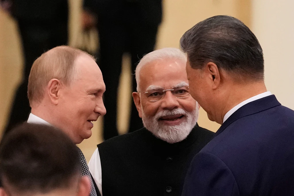 Xi, Putin und Modi vereint: SCO-Gipfel entlarvt die Hybris westlicher Politik