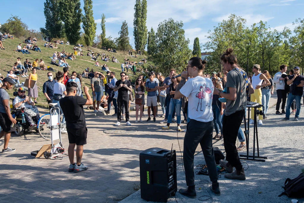 Straßenmusiker im Mauerpark