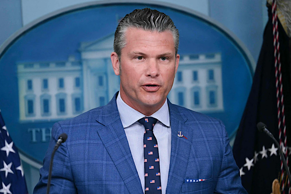 Pentagon-Chef Pete Hegseth wird zum „Kriegsminister“.