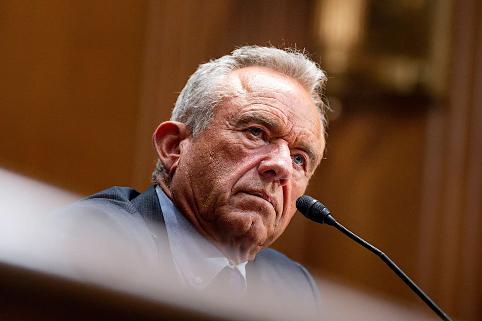 Gesundheitsminister Robert F. Kennedy Jr. spricht bei einer Anhörung des Finanzausschusses des Senats zu Donald Trumps Gesundheitsprogramm im US-Kapitol in Washington.