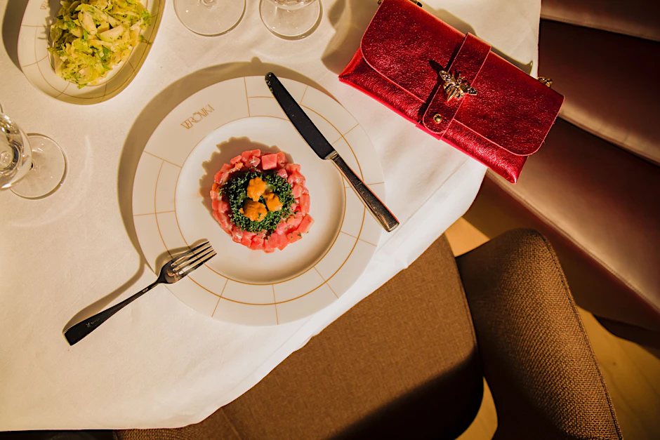 Im Verōnika verschmelzen Kunst und Kulinarik sowieso – das perfekte Restaurant zur Art Week.