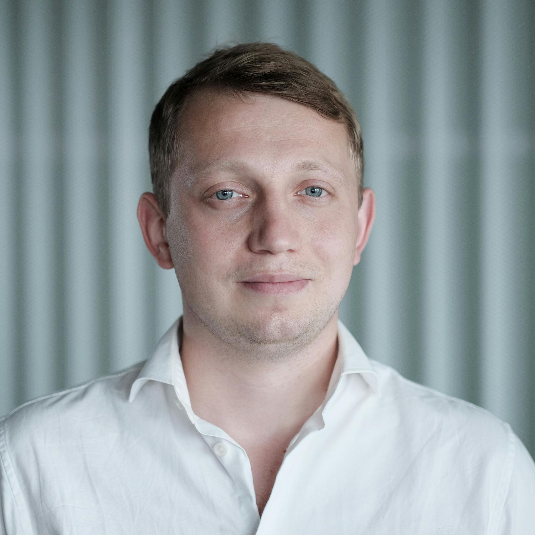 Author - Alexander Dergay