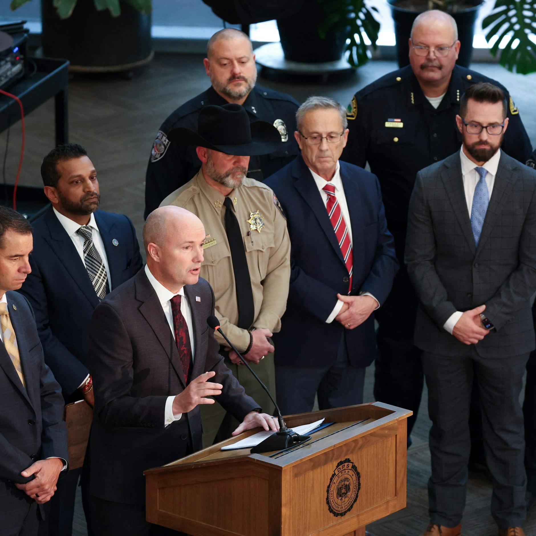 Image - Tatverdächtiger Tyler Robinson nach Attentat auf Charlie Kirk gefasst: Vater verriet ihn, Trump fordert Todesstrafe