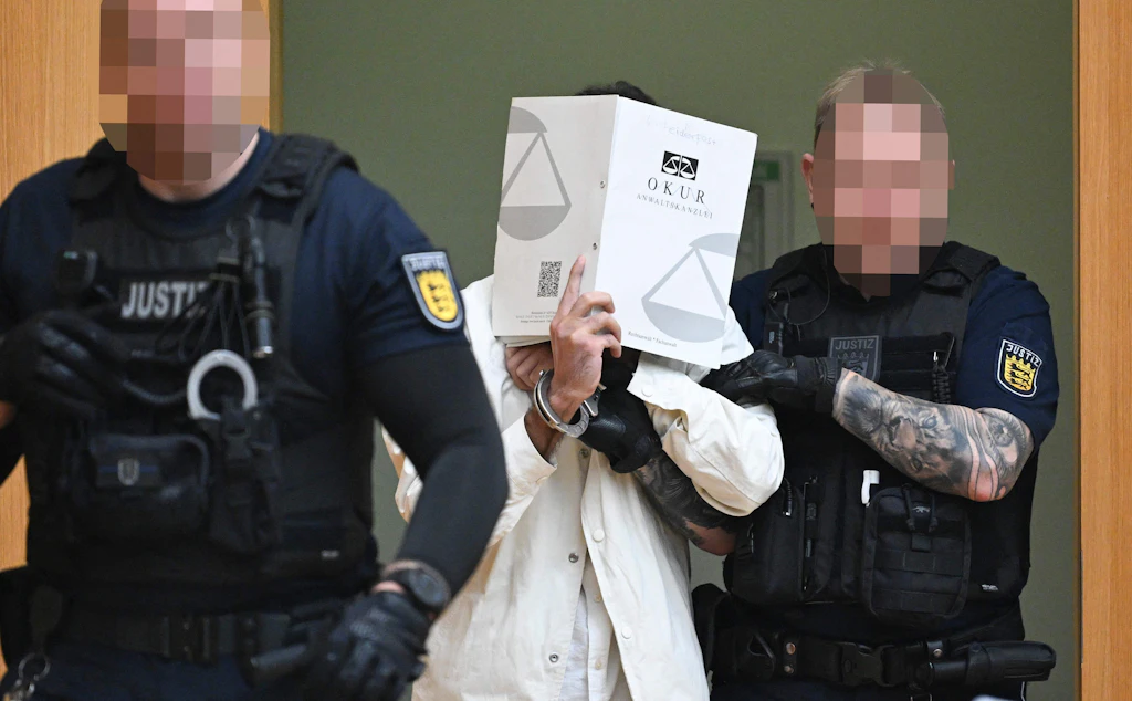 Mannheim: Polizistenmörder muss lebenslang in den Knast