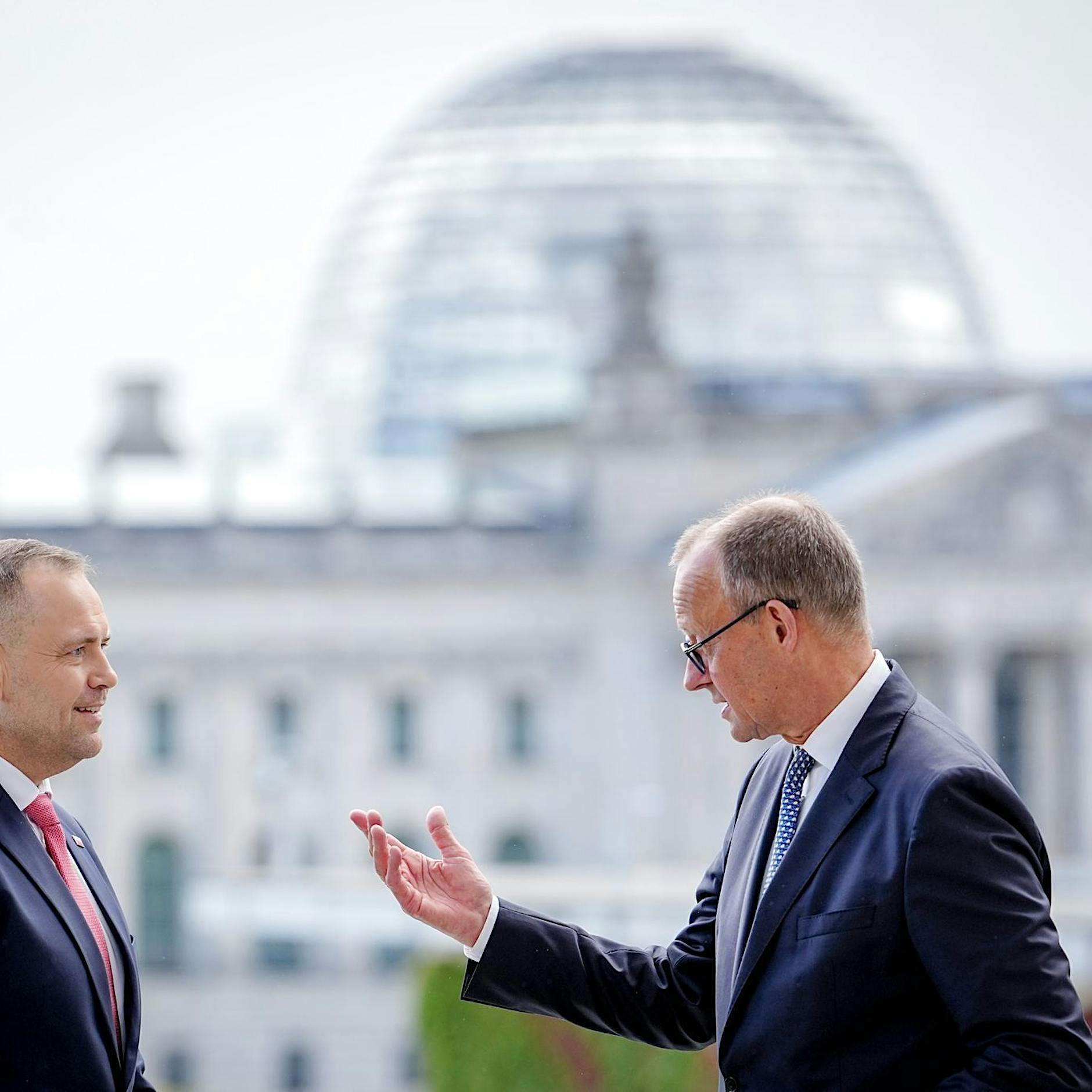 Polen will von Deutschland Reparationen: Nawrocki bleibt hartnäckig