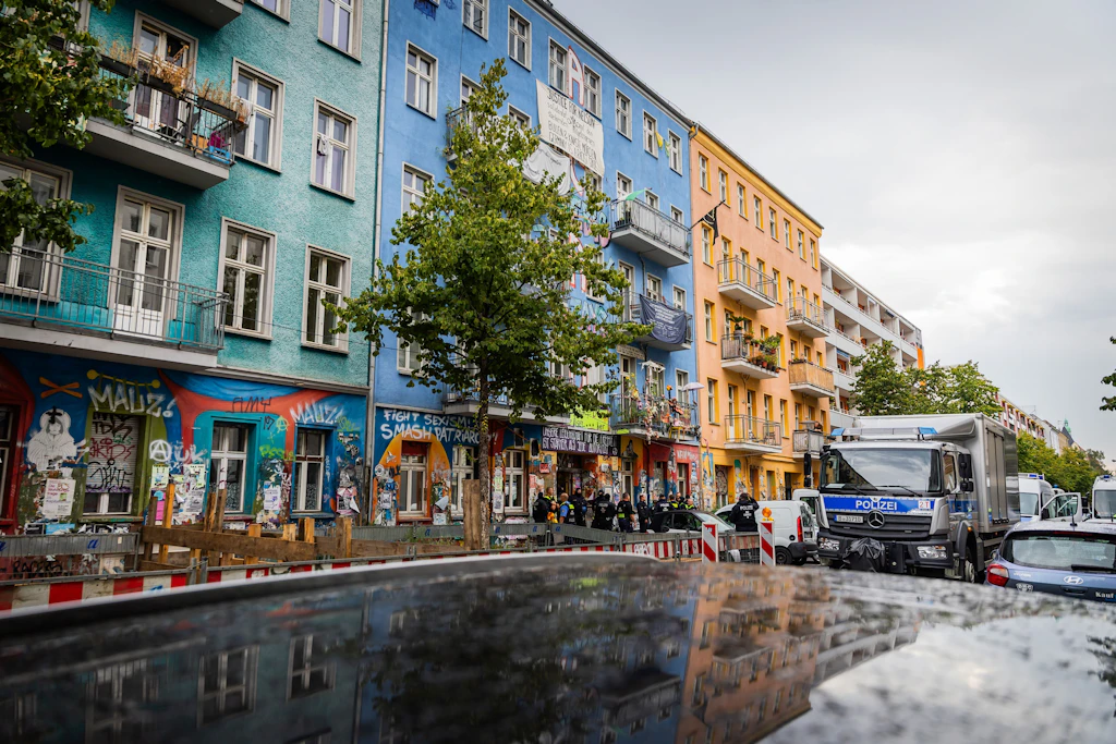 Neue Räumungsklage: Streit um linksautonome Kneipe in Rigaer Straße geht in nächste Runde