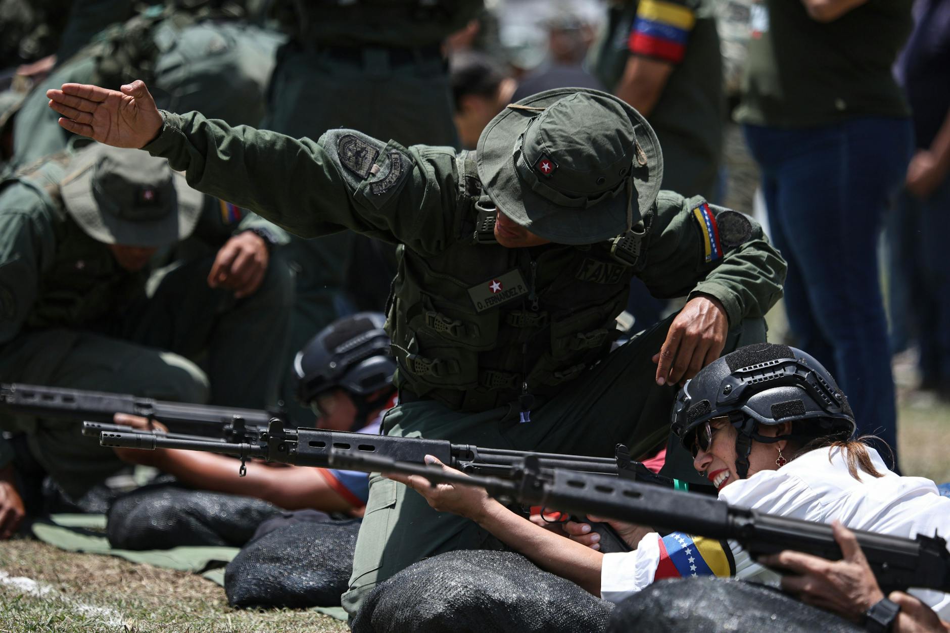 Bereiten sich vor: Milizionäre in Venezuela