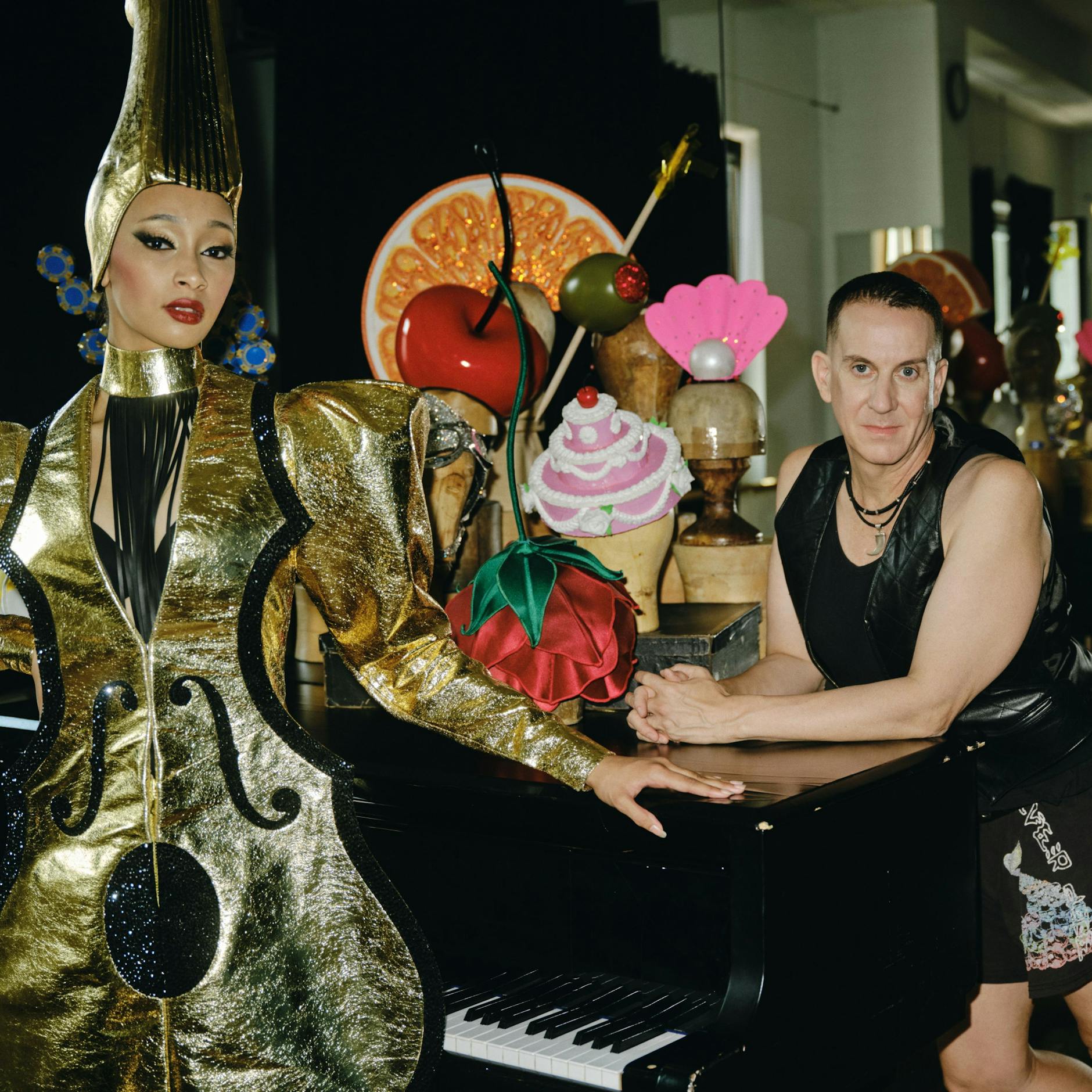 Image - Jeremy Scott entwirft für den Friedrichstadt-Palast: „Das beste Mittel gegen Bigotterie und Hass!“