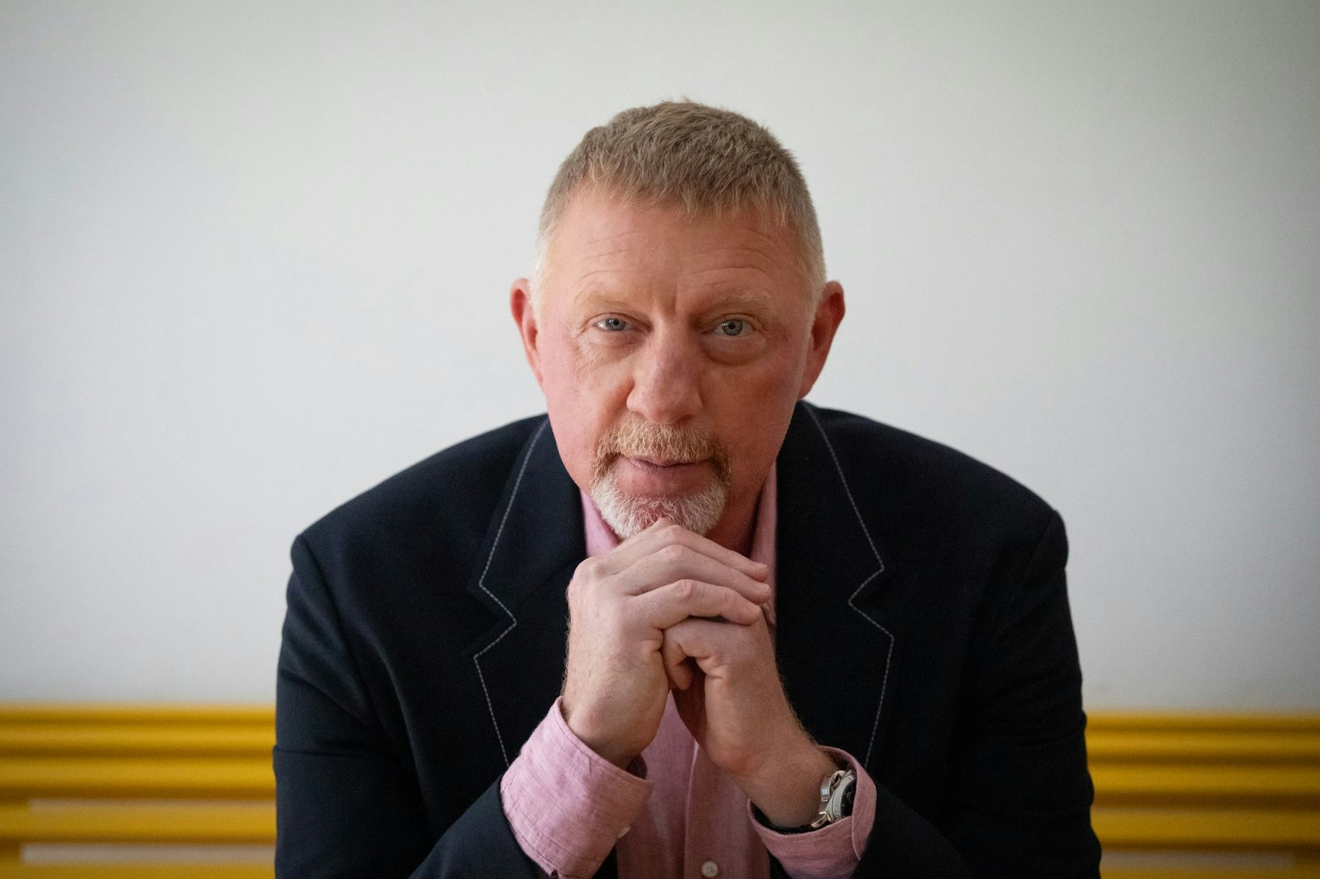 Der frühere Tennis-Profi Boris Becker aufgenommen während eines dpa-Interviews, das aus Anlass der Vorstellung seines neuen Buches mit dem Titel „Inside“ stattfand.