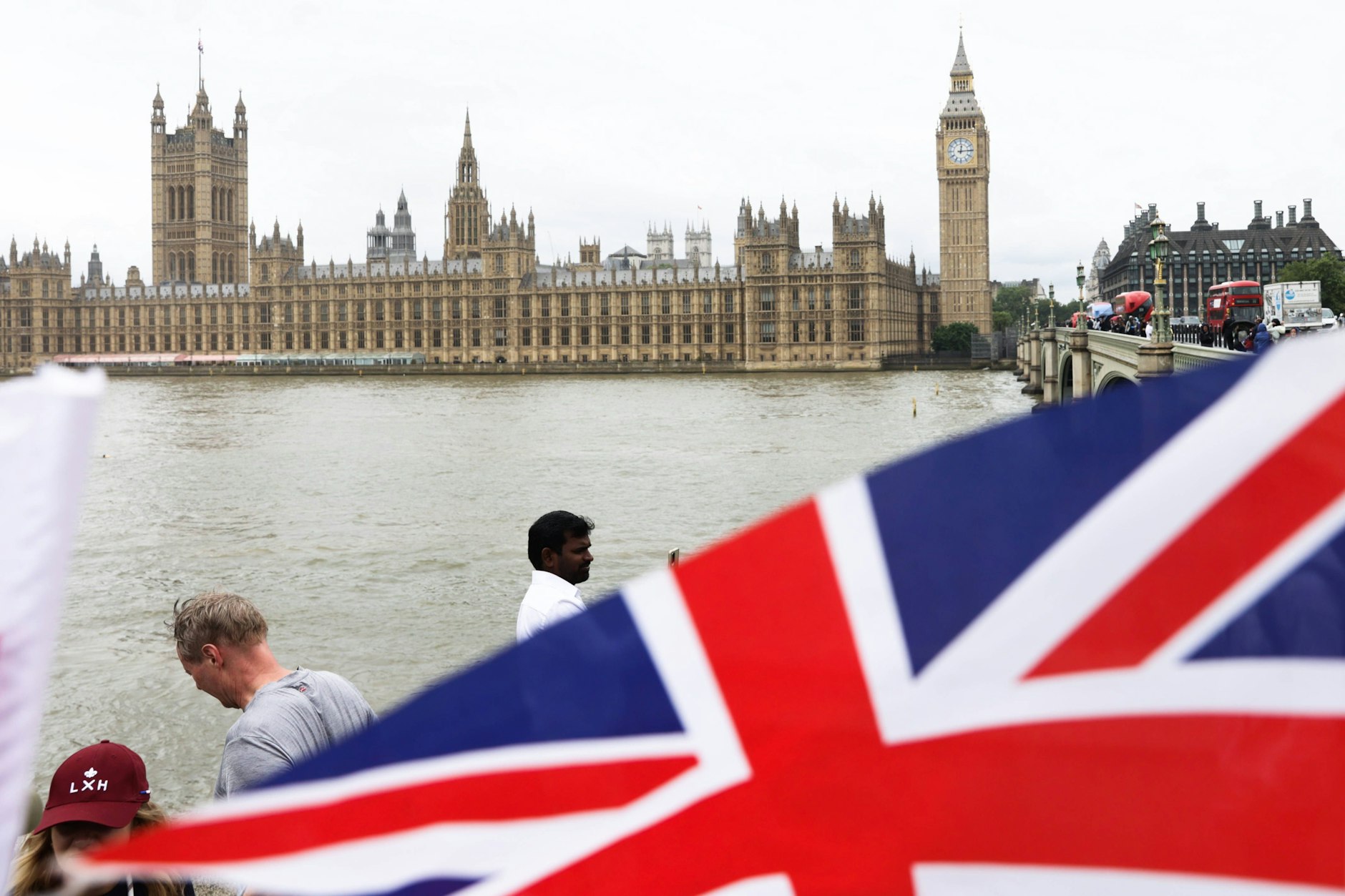 Umfragen zufolge sind Migration und Wirtschaft die aktuell größten Sorgen der Briten.